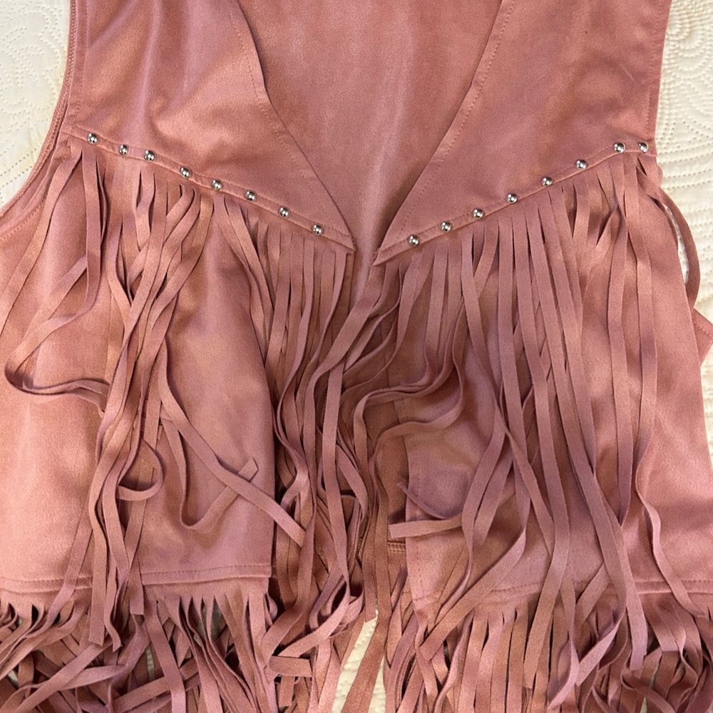 ✂️Women's Fringe Vest in Pink ✂️ - Picture 6 of 11